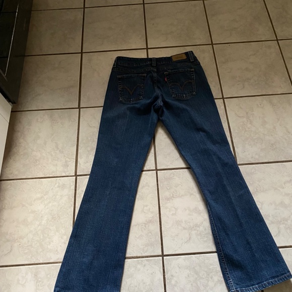 Levi’s 526 Slender Boot Cut - Picture 16 of 16